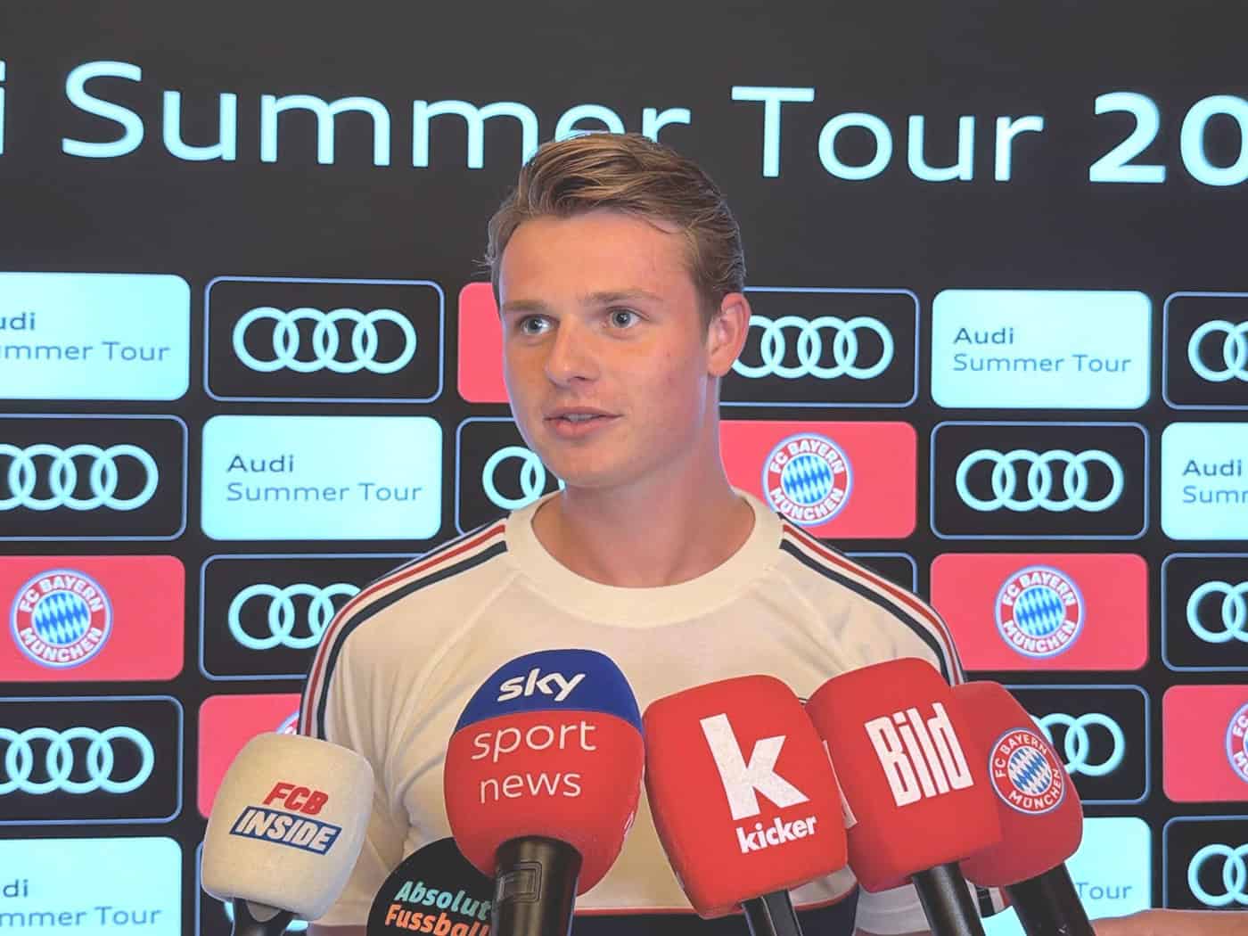 Urbig hält sich mit Nationalmannschaftsambitionen zurück – FC Bayern in Hongkong