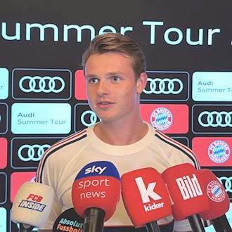 Urbig hält sich mit Nationalmannschaftsambitionen zurück – FC Bayern in Hongkong