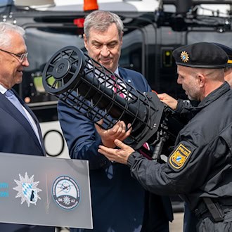 Herrmann: Hohe Gefahr durch Extremisten, Spione und hybride Angriffe in Bayern