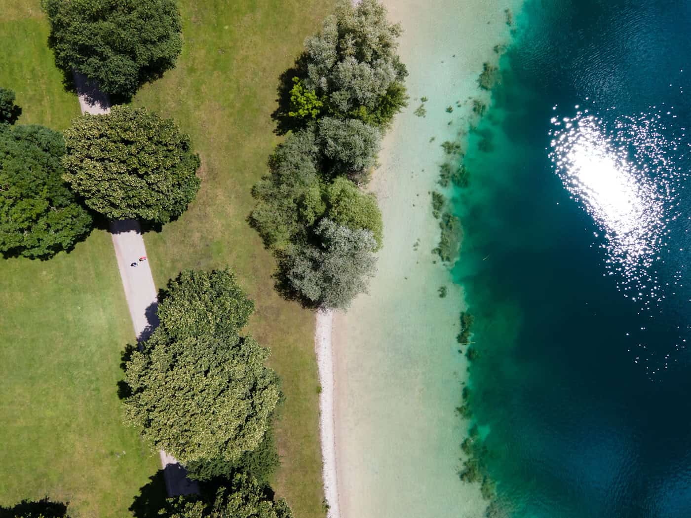 Fische in Not - Feuerwehr befüllt Karpfenweiher