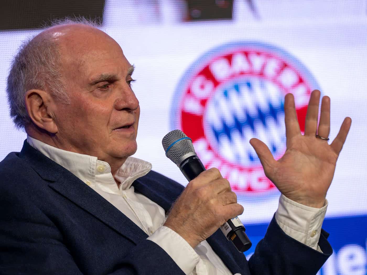 Uli Hoeneß wird in Hamburg mit «Legenden-Award» geehrt