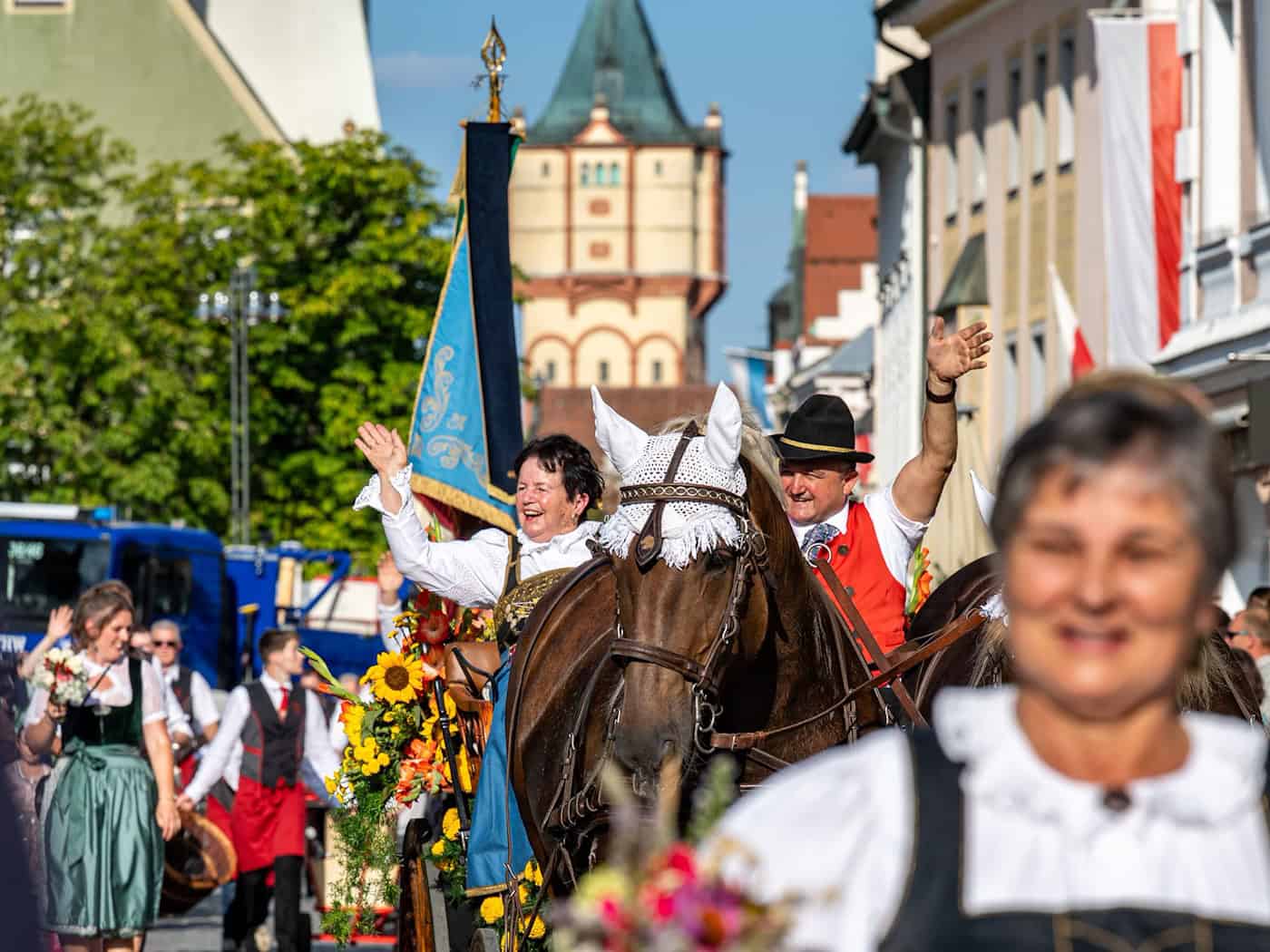 Straubing: Plastikkrokodil aus Geisterbahn gestohlen – zwei Männer angezeigt