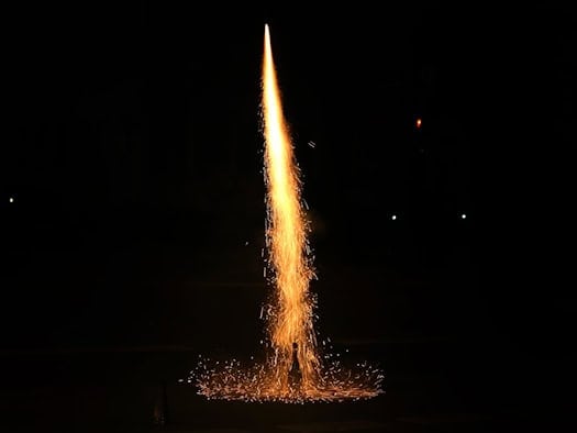 Mann nach tödlichem Brand durch Silvesterrakete angeklagt