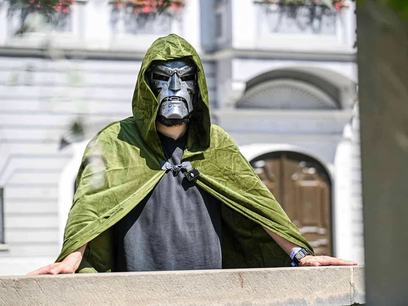Memmingen lädt Marvel mit Humor-Video zum Avengers-Start ein