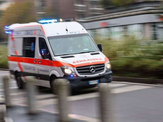 Münchner Feuerwehr hilft Urlauberin in Italien mit Notruf
