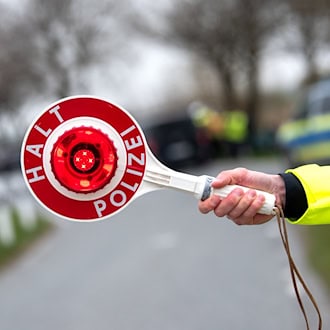 Paketfahrer fährt mehr als ein Jahr ohne Führerschein