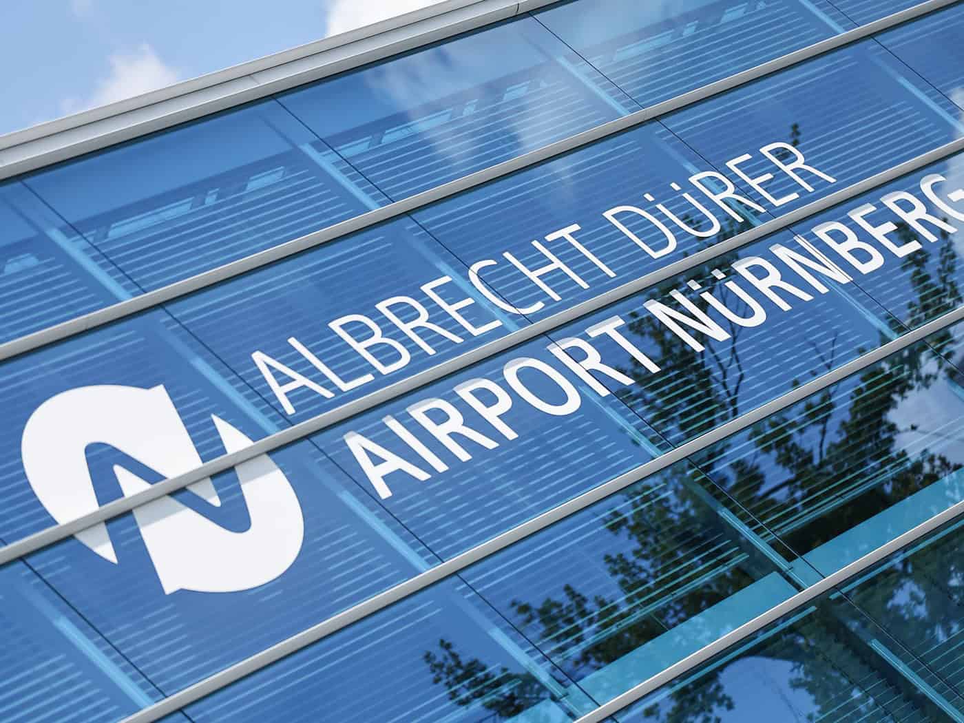 Prügelei am Check-in-Schalter