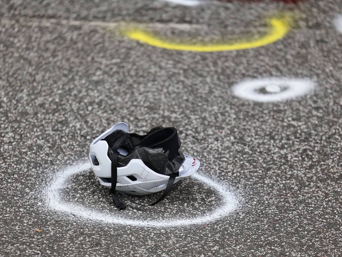 81-jähriger Radfahrer an Ampel in Hösbach von Auto erfasst – lebensgefährlich verletzt