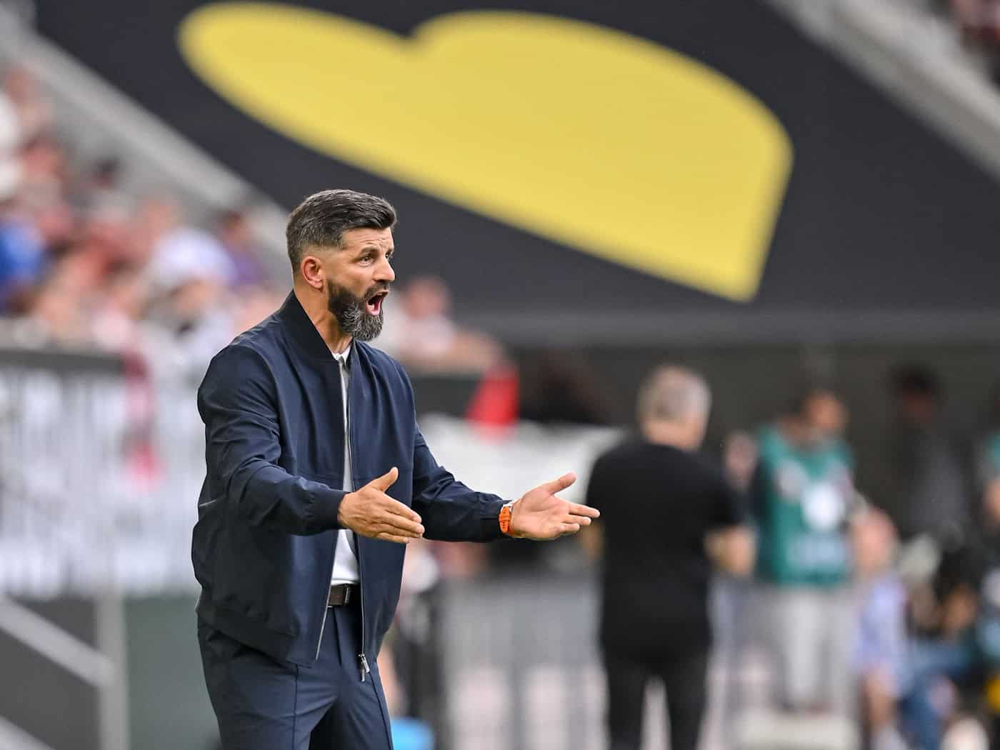 Muslic mahnt nach 0:3 in Augsburg: Schalke muss schnell lernen vor Bayern-Spiel in Gelsenkirchen