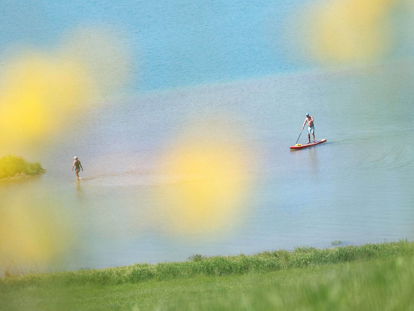 Mehr Stand-up-Paddler in Bayern – Schutzgebiete und Schifffahrtsregeln beachten