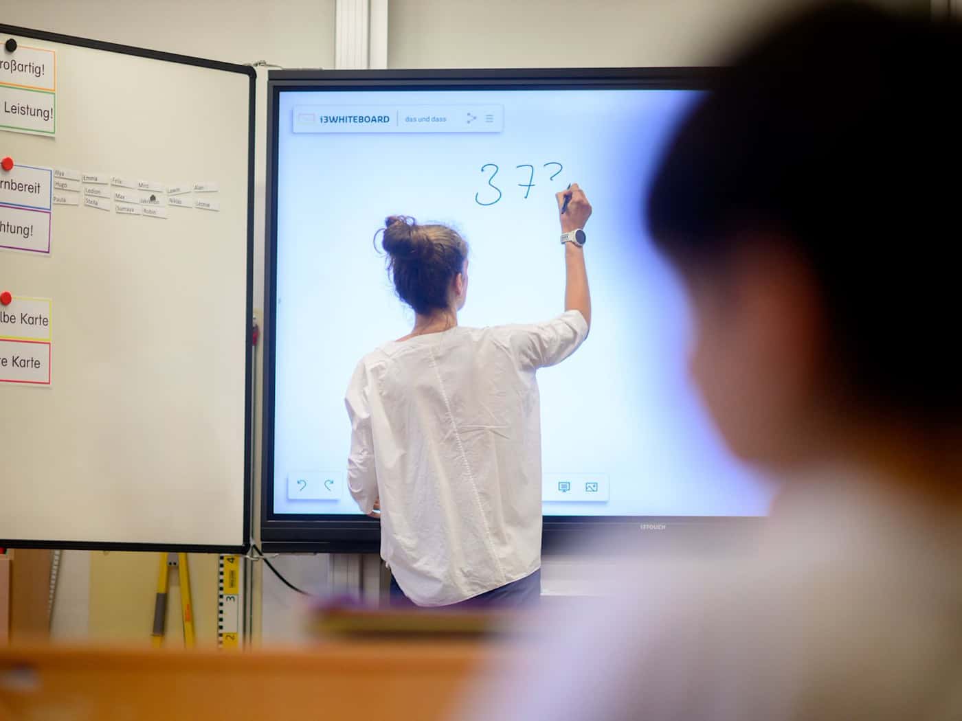 Bayern reformiert Lehrerausbildung - mehr Praxis an Schulen