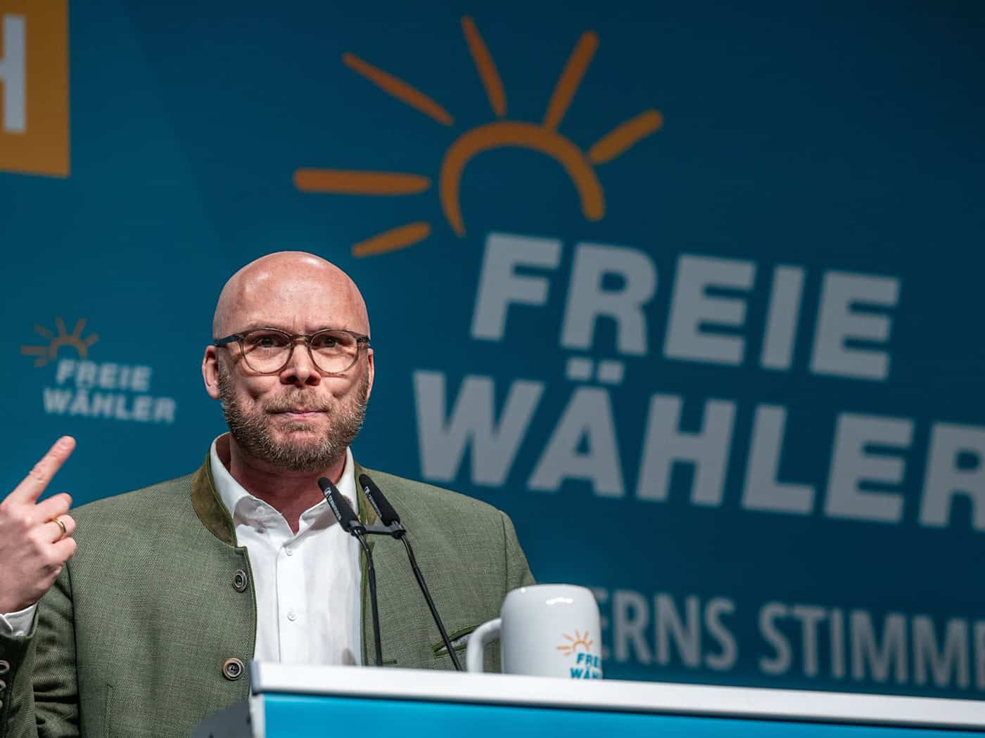 Freie Wähler im bayerischen Landtag beschließen 'Würzburger Agenda 2030' für Staatsreform