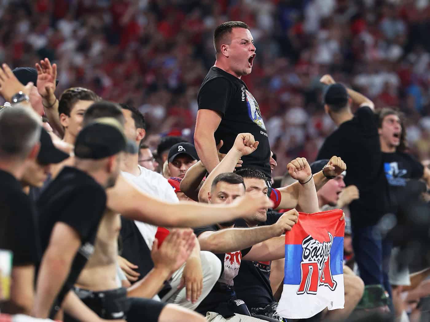 Bericht: München wollte Serbien-Spiel nicht in Wiesn-Wochen