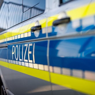 Betrunkener Lkw-Fahrer fährt zehn Kilometer auf Felgen