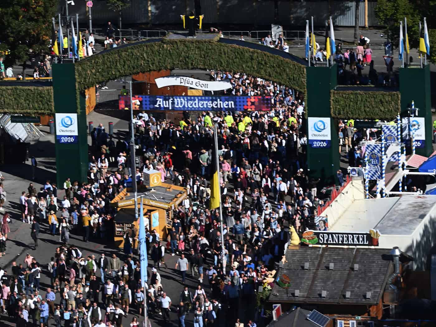 Brand in Müllpresse: Eingang auf Oktoberfest gesperrt