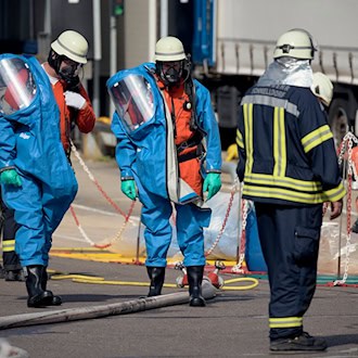 Chemieunfall bei Firma – Arbeiter schwer verletzt