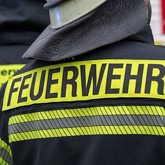 Feuer zerstört Einfamilienhaus - sechsstelliger Schaden
