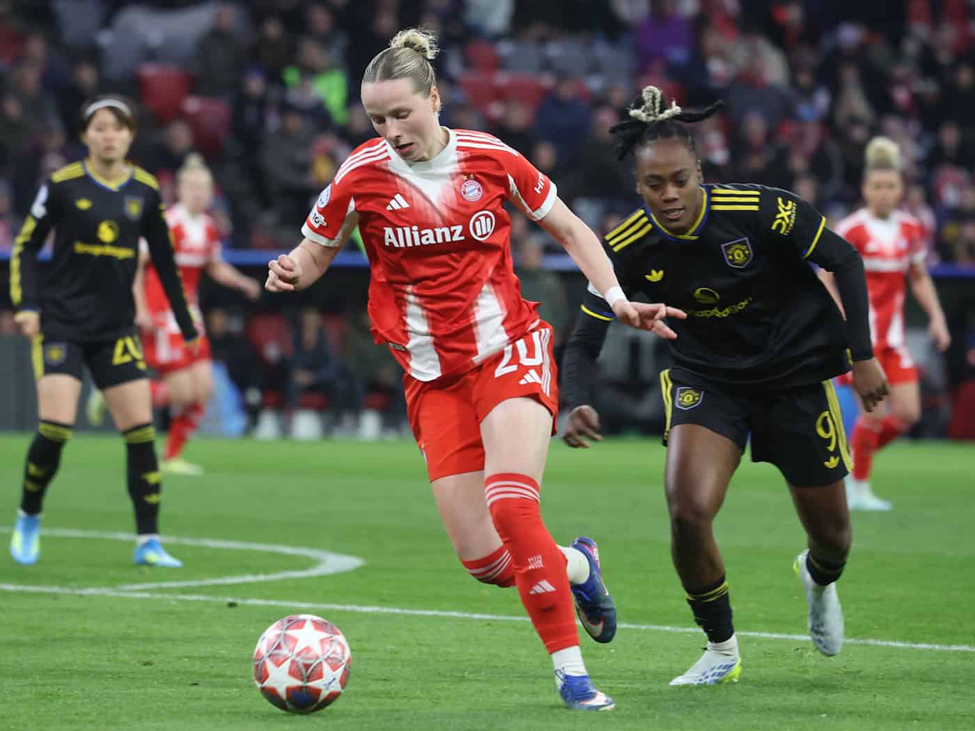 Franziska Kett: Vom Haarzupfer zu Bayerns Hoffnung auf links