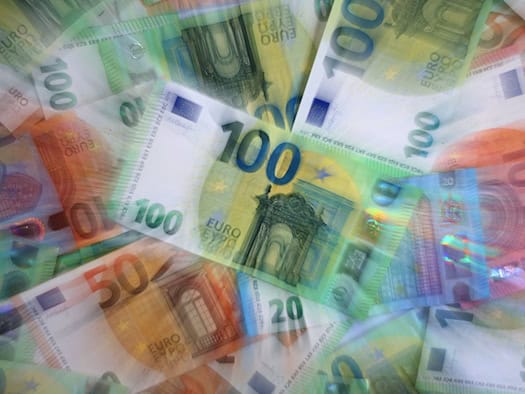 Gefälschte Finanzanlage: Ehepaar verliert rund 100.000 Euro