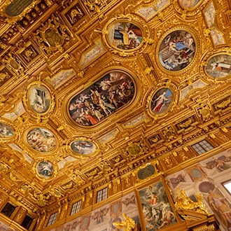 Goldener Saal nach Sanierung wieder geöffnet