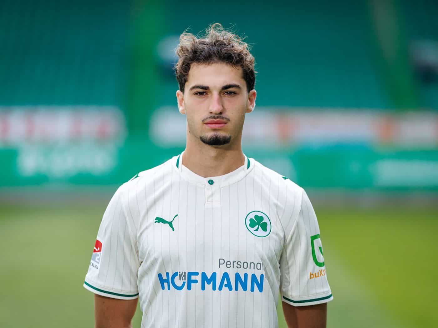Fürth muss mehrere Monate auf Innenverteidiger Maxim Dal verzichten