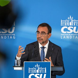 Holetschek in Kloster Banz lehnt Verzahnung von PKV und GKV ab