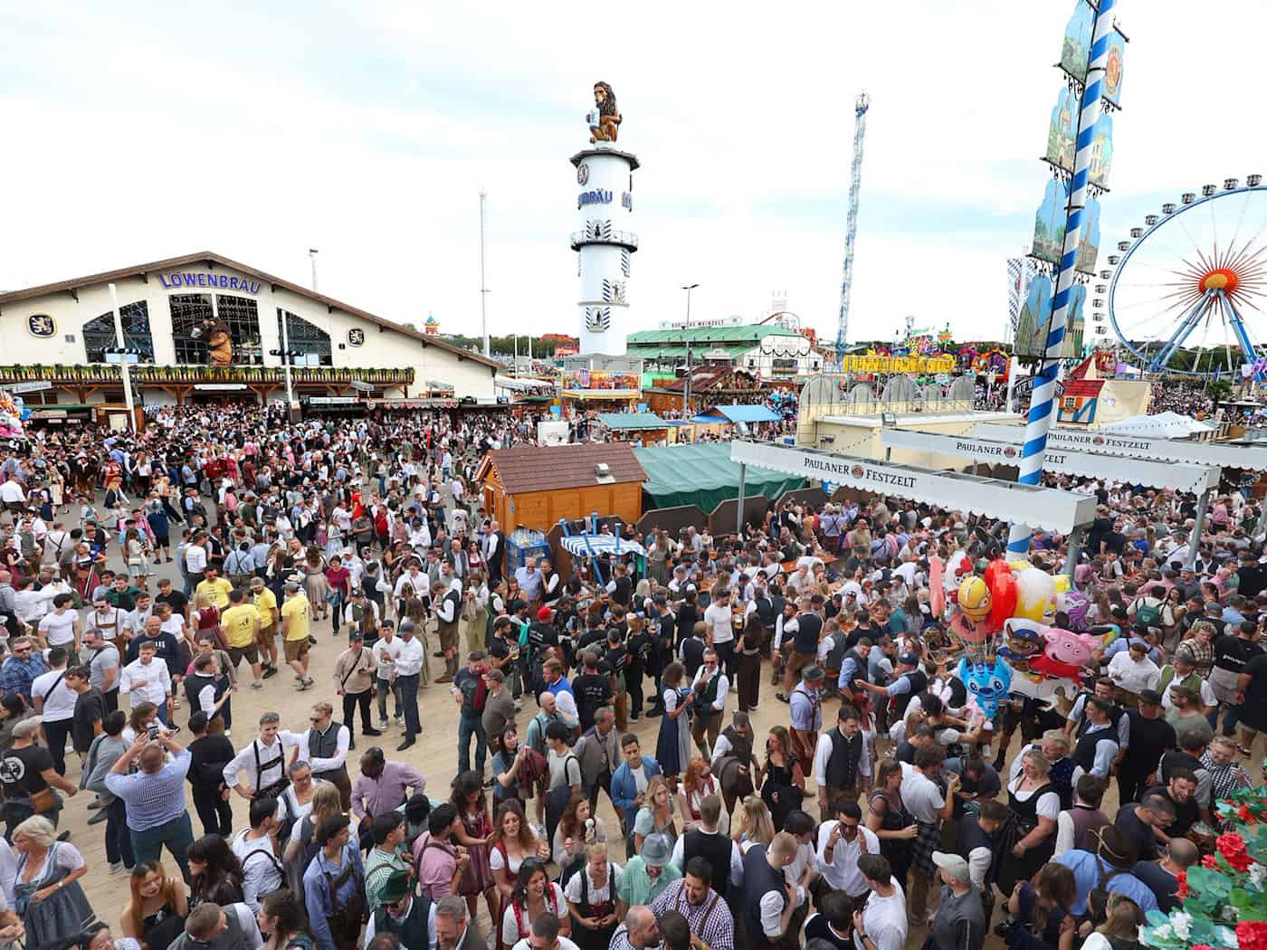 Auseinandersetzung auf dem Oktoberfest: Mann leicht verletzt – Ordner gesucht