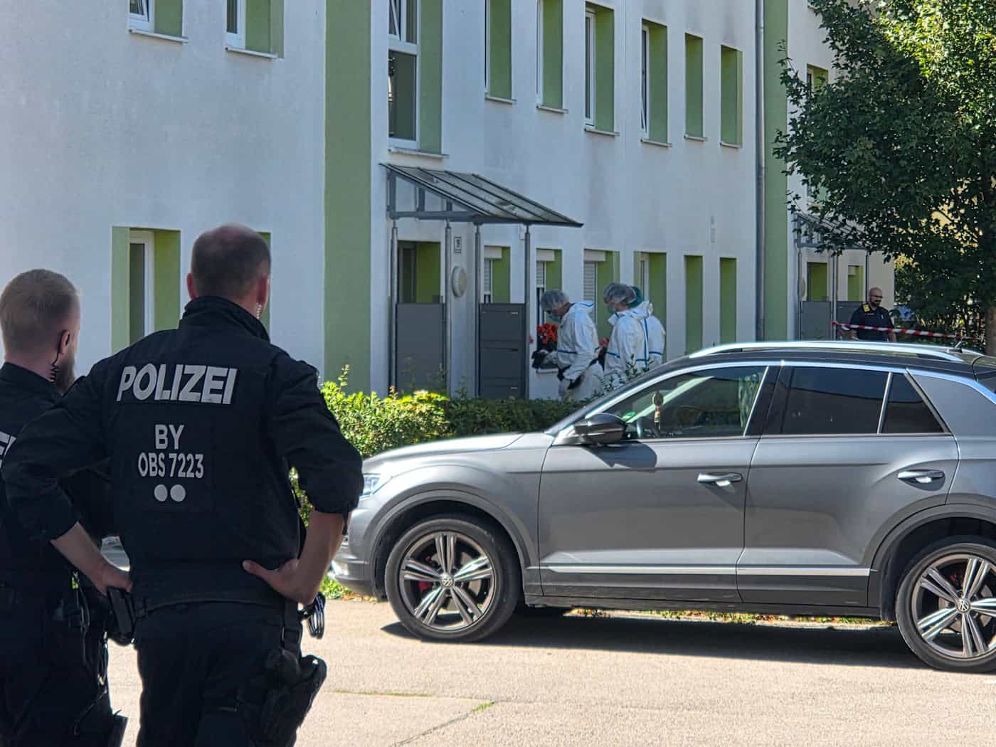 Leichenfund - 19-Jähriger soll Vater und Oma getötet haben