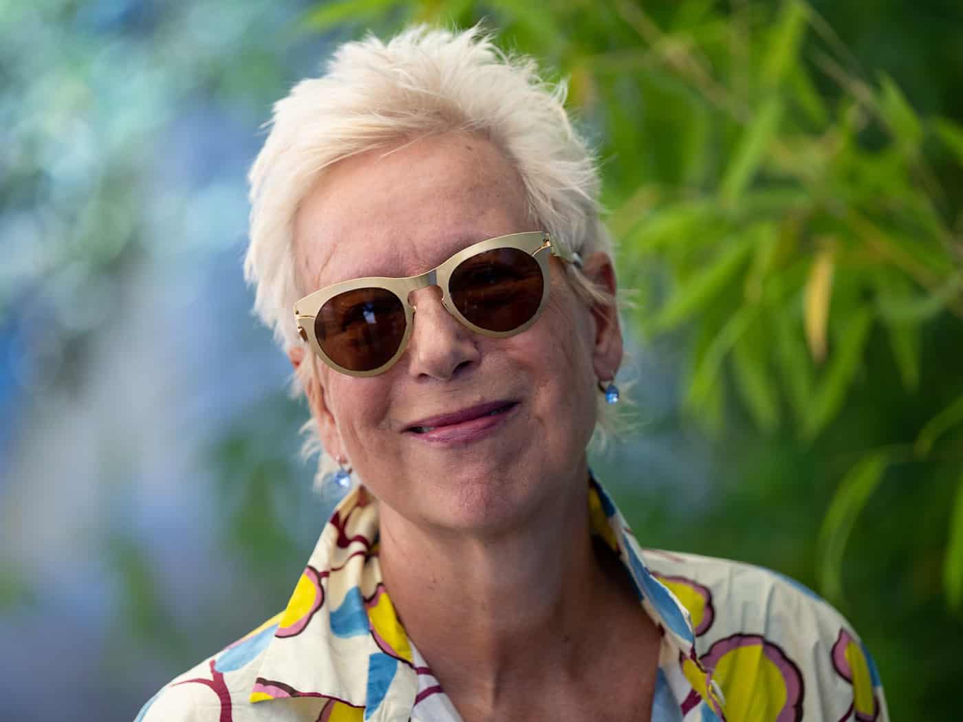 Münchner Regisseurin Doris Dörrie offen für Pflegeroboter und KI‑Begleitung