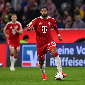 München: Saibari trägt bei Bayern die Rückennummer 34 als Hommage an Abdelhak Nouri
