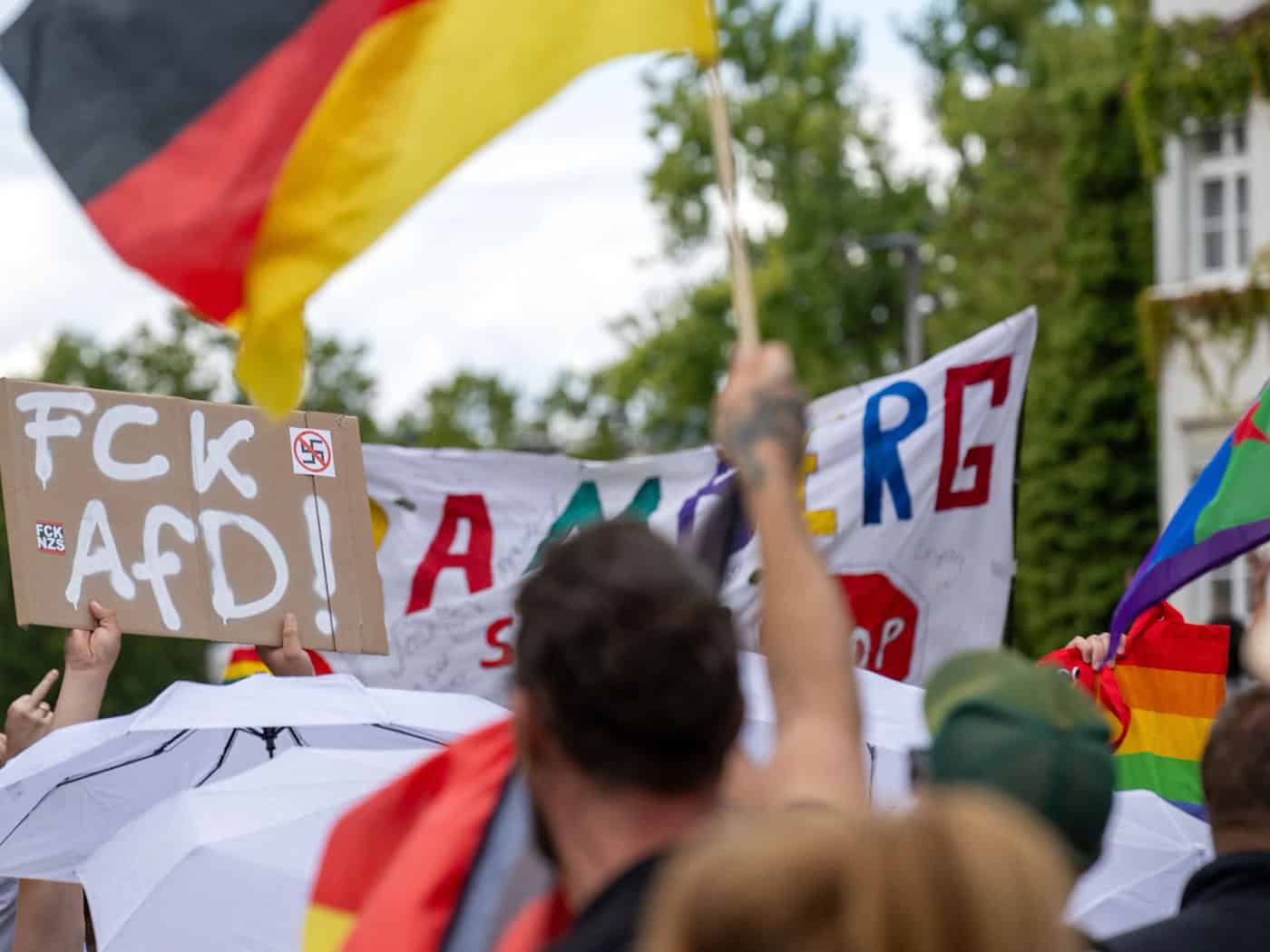 Rund 16.000 bei Protesten gegen Rechts in München und Bamberg – knapp 2.000 gegen Bundesregierung