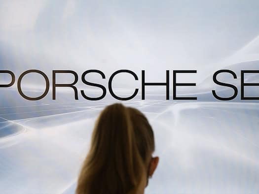 VW-Großaktionärin Porsche SE kauft sich bei Raketenfirma ein