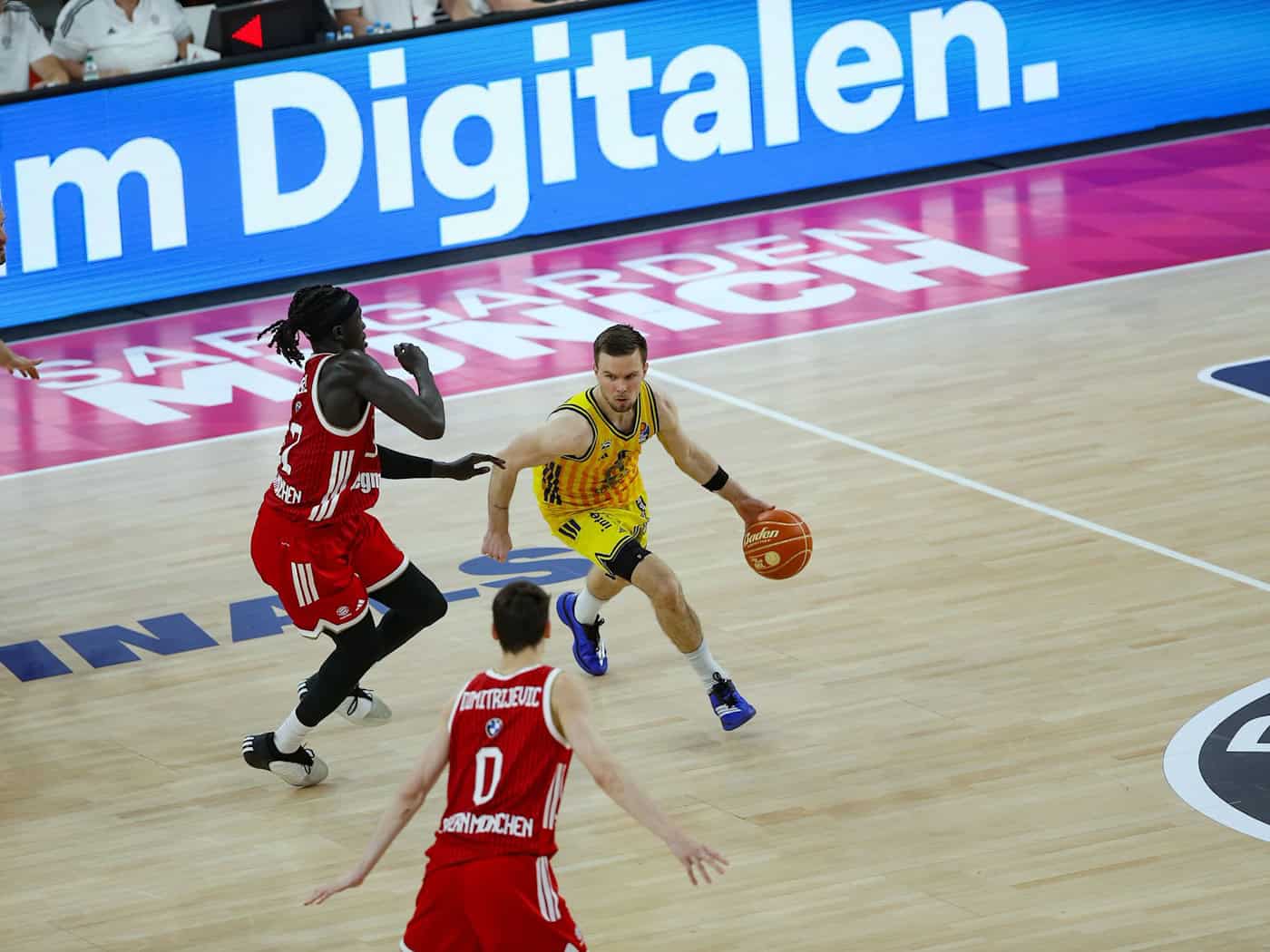 ARD überträgt Bundesliga-Duell FC Bayern München gegen Alba Berlin live – erstes nationales Basketball-Spiel seit über zehn Jahren