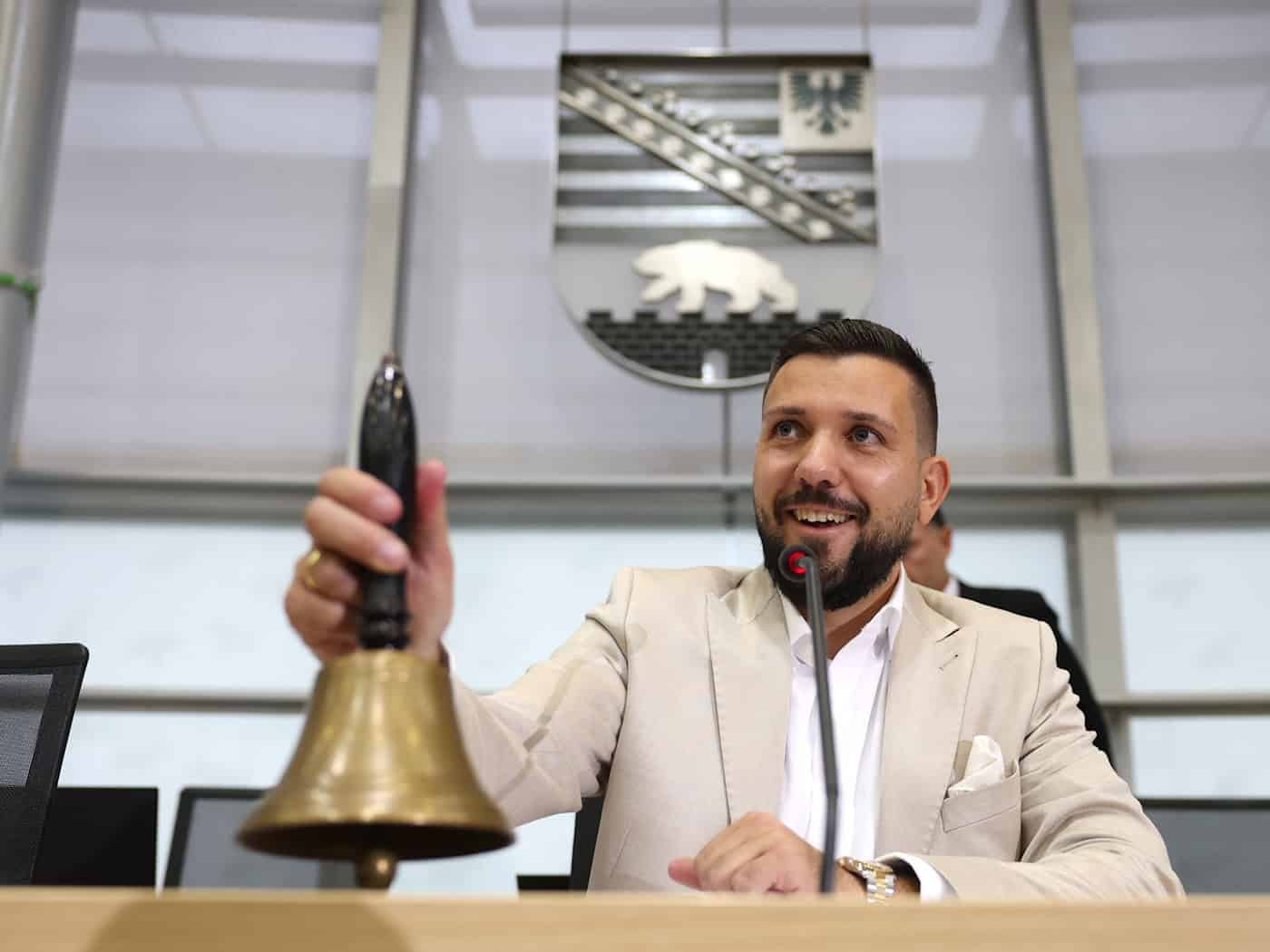 Sachsen-Anhalt: Landtagspräsident Tobias Rausch (AfD) muss auf BMW-Dienstwagen verzichten
