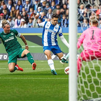 Fürth verliert 1:2 bei Spitzenreiter Hertha und bleibt sieglos