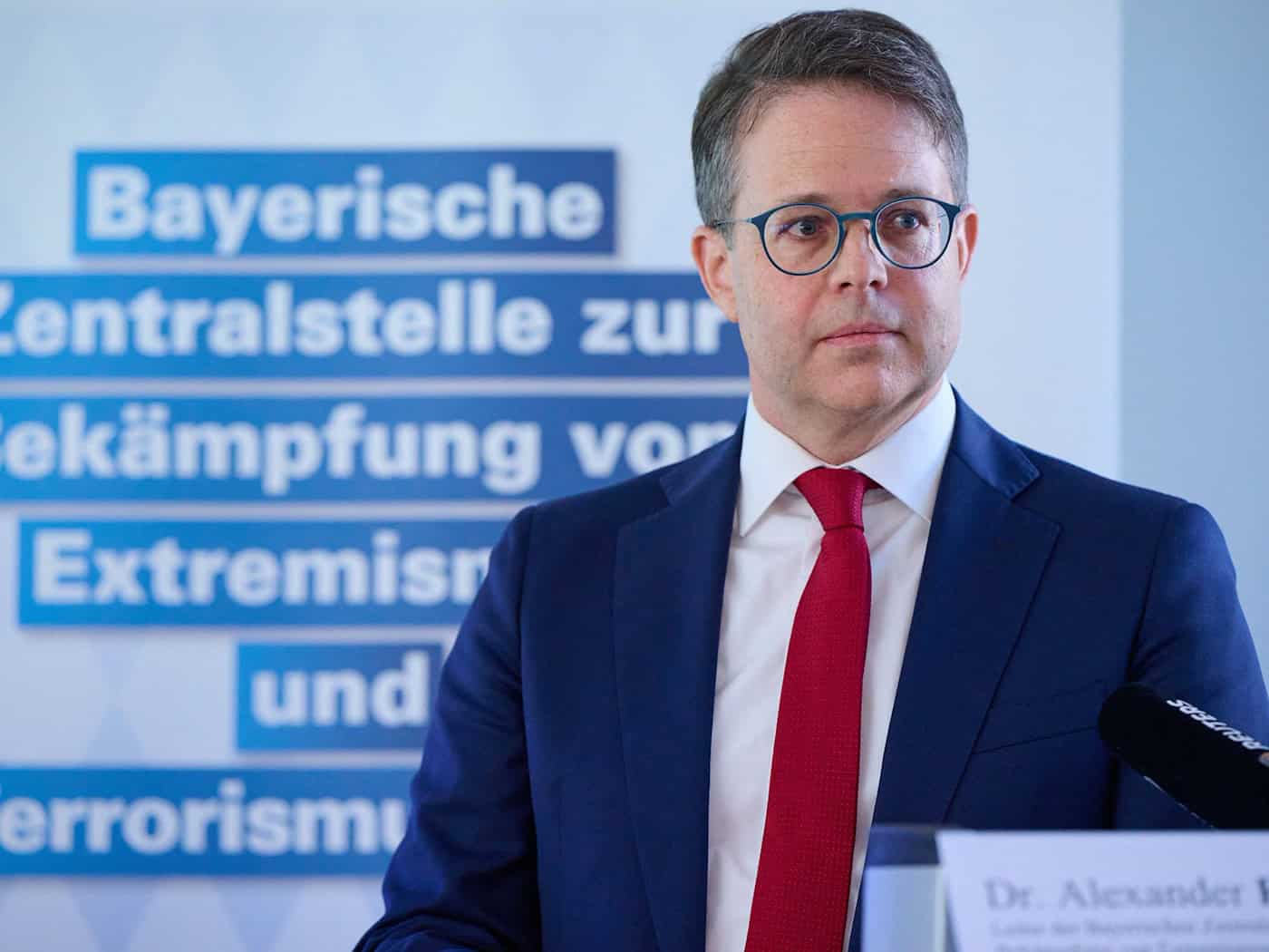 Extremismus-Staatsanwälte führten 6.500 Ermittlungsverfahren