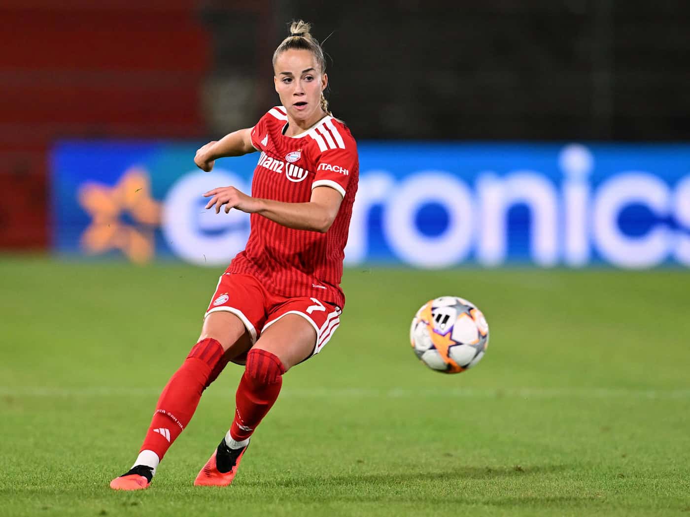 DFB-Kapitänin Gwinn fällt für Länderspiele aus