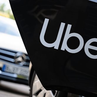 Gericht kippt Münchner Mindestpreise für Uber und Co.