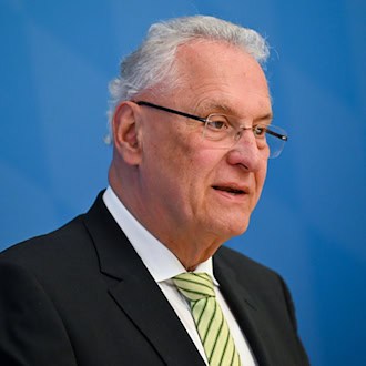 Tausende GenZ-Demonstranten in München und Nürnberg erwartet – Herrmann rechnet nicht mit Ausschreitungen