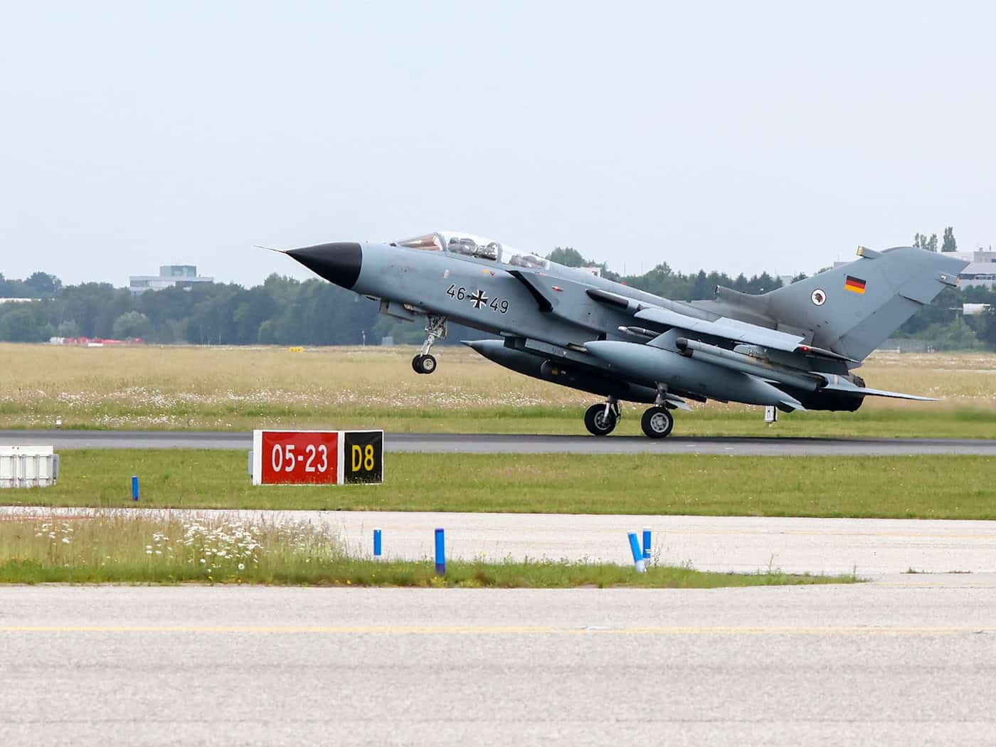 Bundeswehr übt in Nürnberg: Eurofighter starten und landen am Flughafen