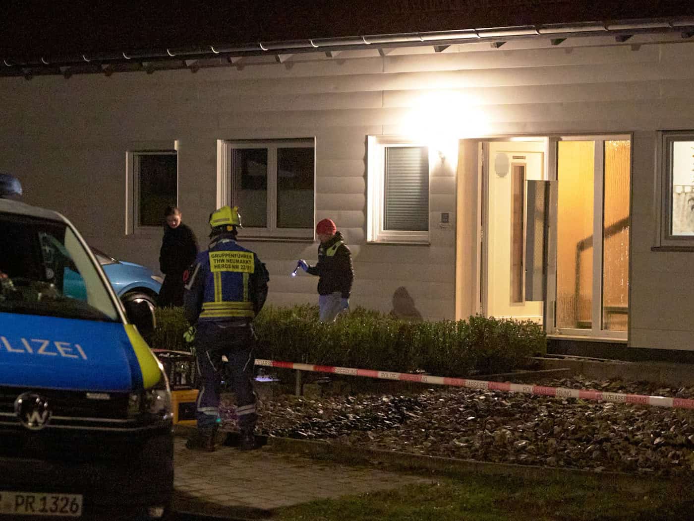 Tödliche Waffenkontrolle stürzt Landratsamt in tiefe Trauer
