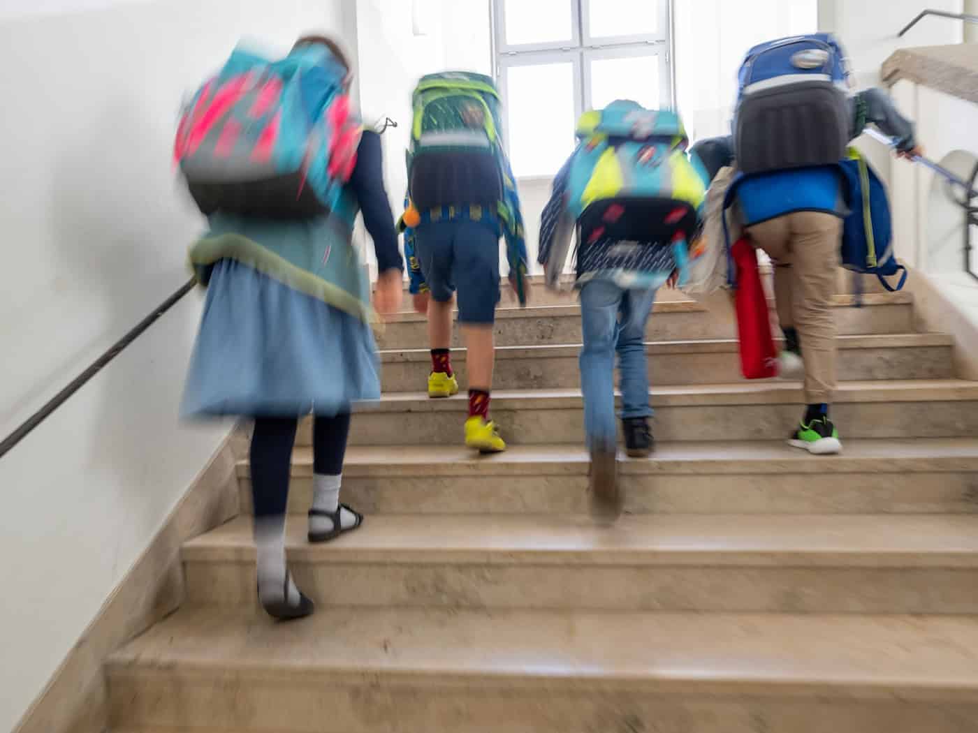 Nicht an Kindern sparen - Bistum Würzburg baut Schule neu