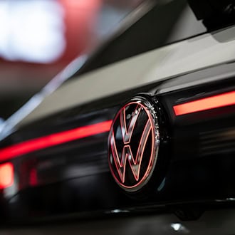 VW stellt Fahrassistenz-Entwicklung in Europa neu auf