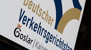 dpa / Swen Pförtner