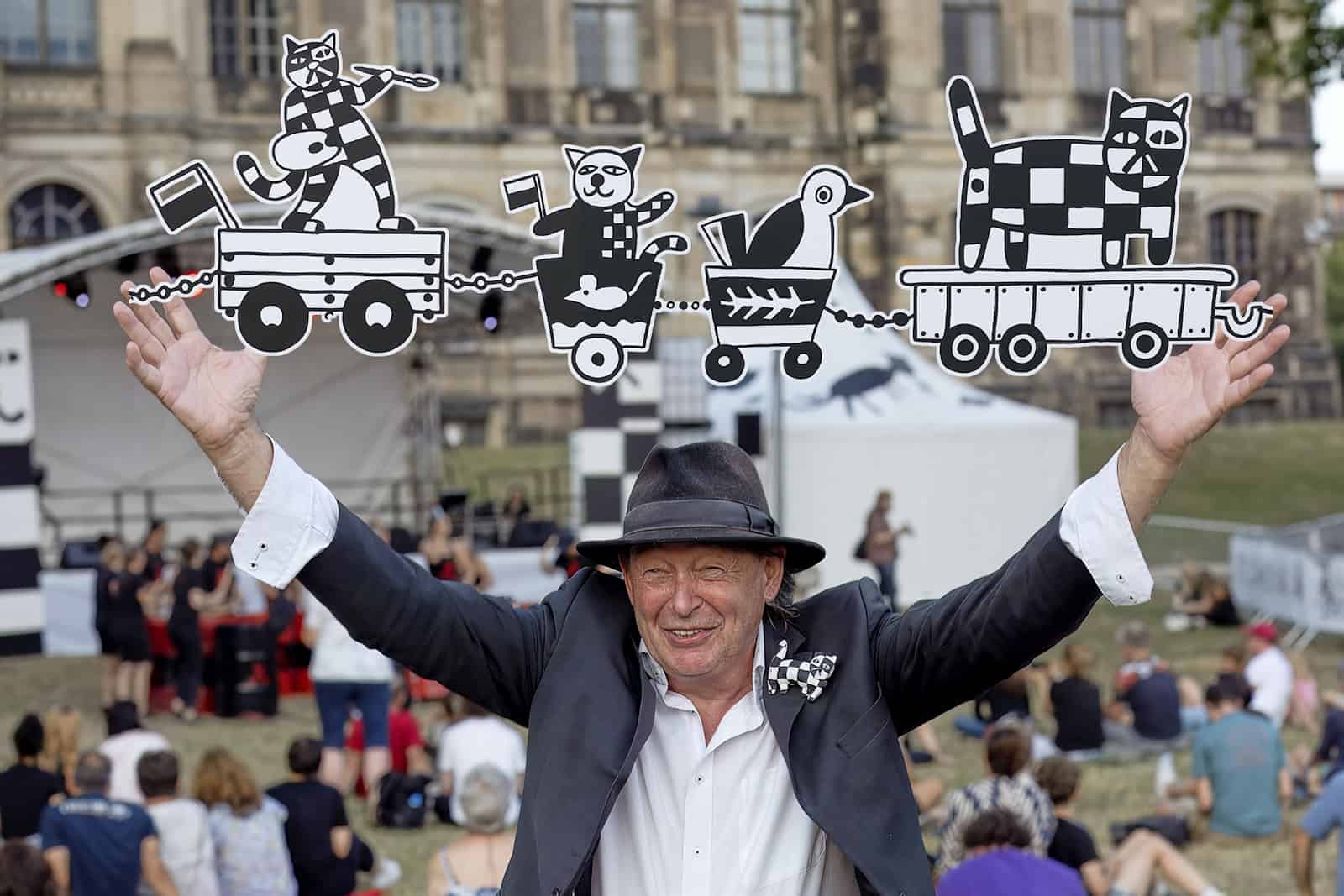 Karierte Katze von Holger John