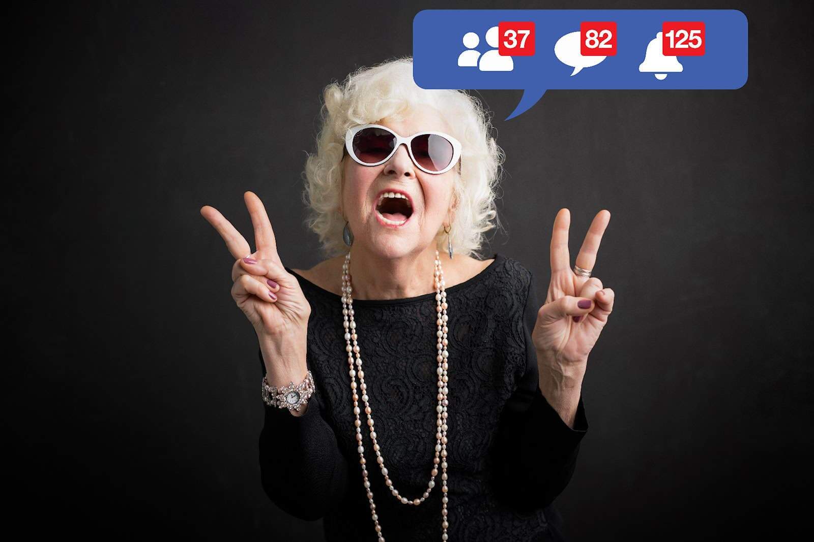 Rockige Oma mit Peace-Symbol und Social-Media-Likes
