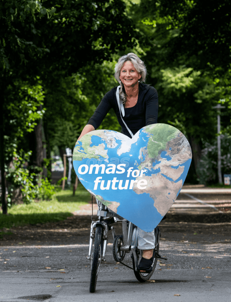 Omas for Future gehört zu den Bildungsangeboten für ältere Menschen, die die Bagso vorstellt. 