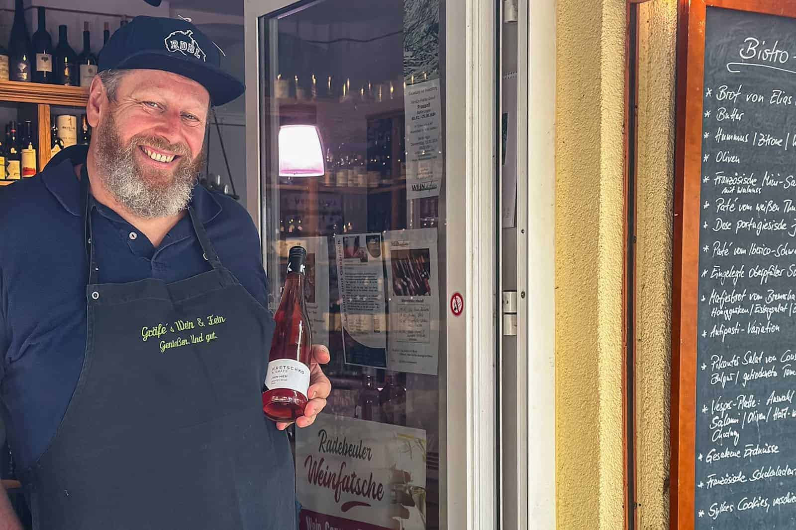 Matthias Gräfe mit Wein