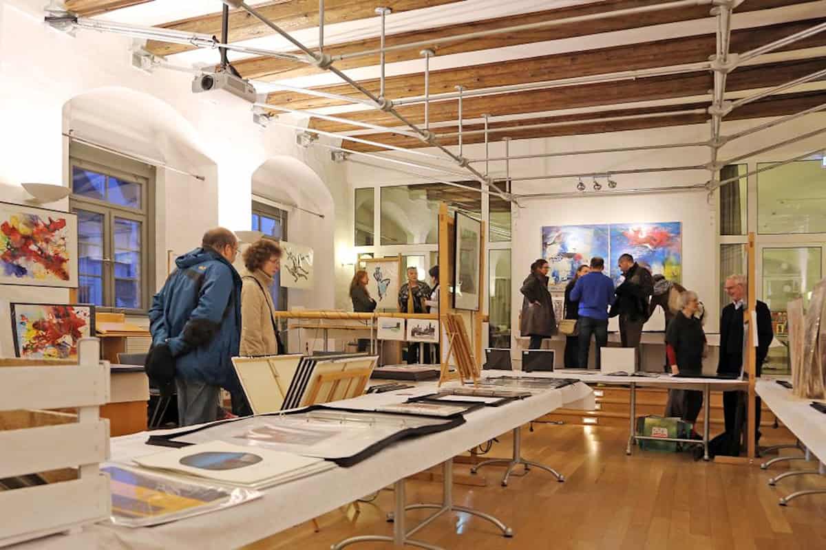 Der Kunstmarkt im Pirnaer Rathaus. Foto: PR