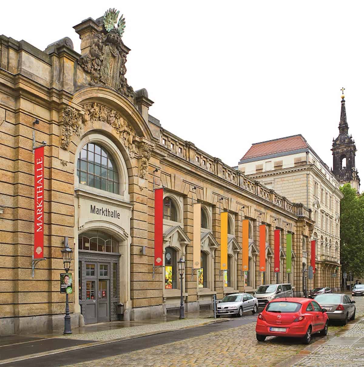 Die Markthalle im Dresdner Stadtteil Neustadt ist bis März die Adresse für alle Trödelfans. Foto: PR Die Markthalle im Dresdner Stadtteil Neustadt ist bis März die Adresse für alle Trödelfans. Foto: PR